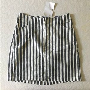Brandy Melville Skirts - NEW Brandy Melville striped Kassia skirt Brandy Melville Skirts - NEW Brandy Melville striped Kassia skirt